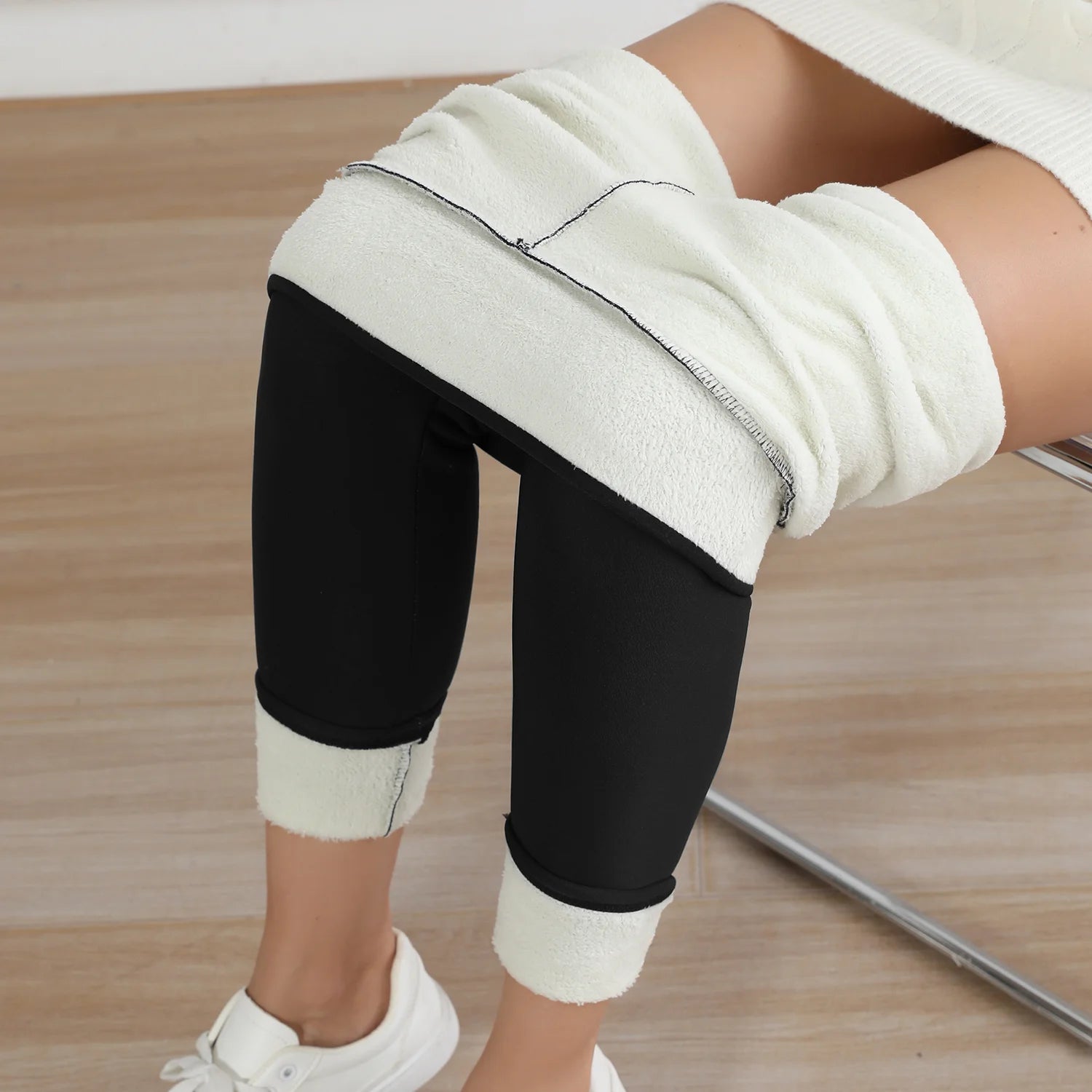 Women's warm wool leggings for winter and autumn